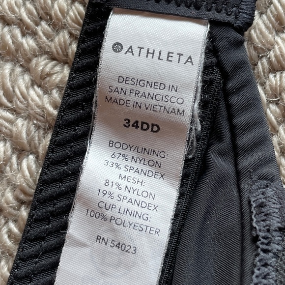 Athleta Advance Sports Bra - Picture 9 of 10